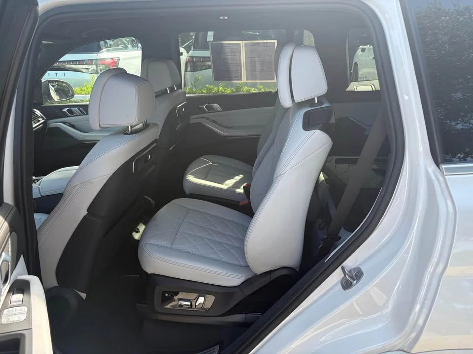 2024 BMW G07 X7 - Image 8 of 9