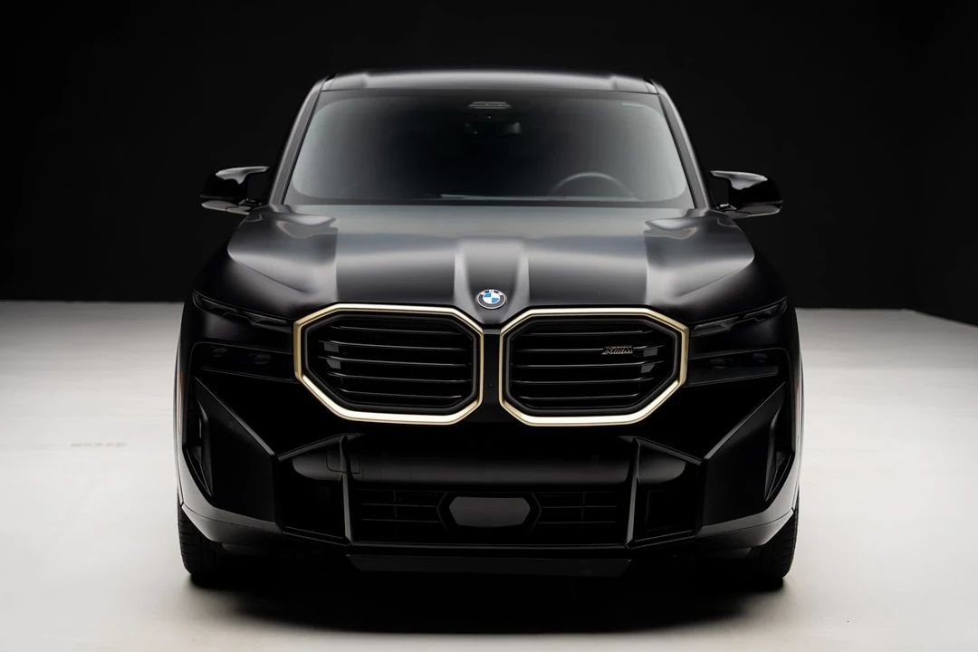 2024 BMW XM - Image 6 of 21