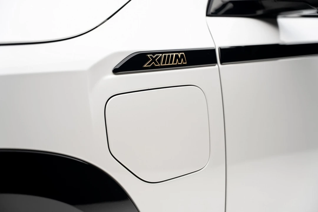 2024 BMW XM - Image 21 of 21