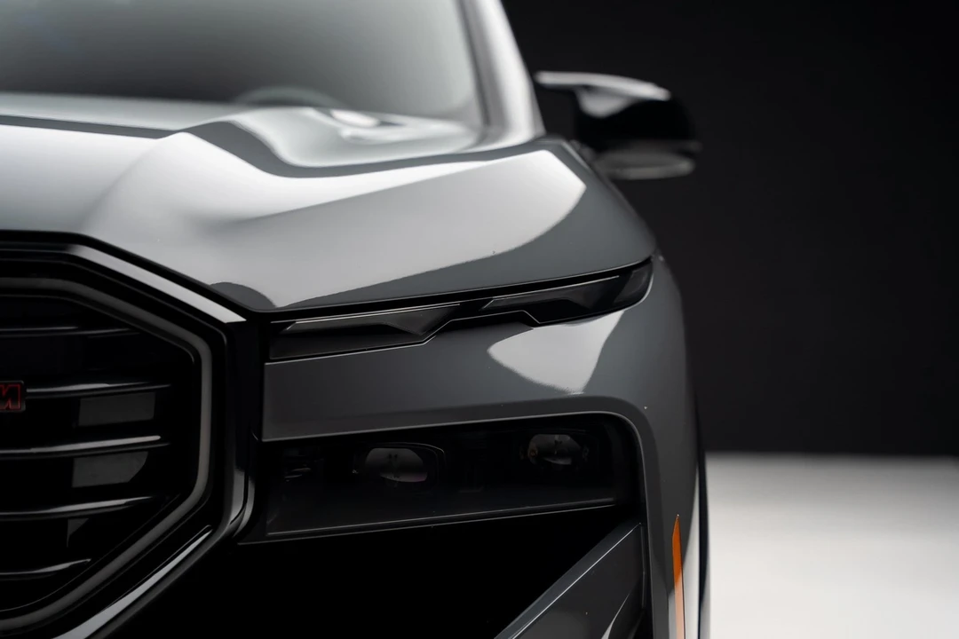 2024 BMW XM - Image 7 of 21