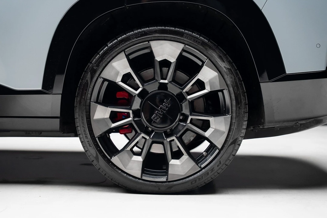 2024 BMW XM - Image 21 of 21