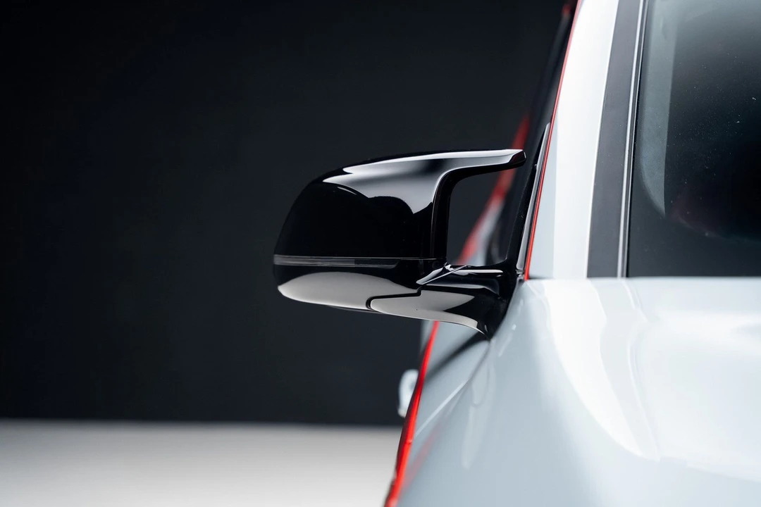 2024 BMW XM - Image 14 of 21