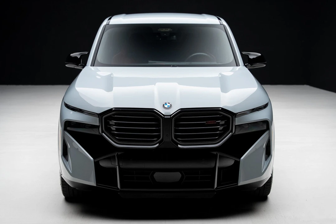 2024 BMW XM - Image 5 of 21