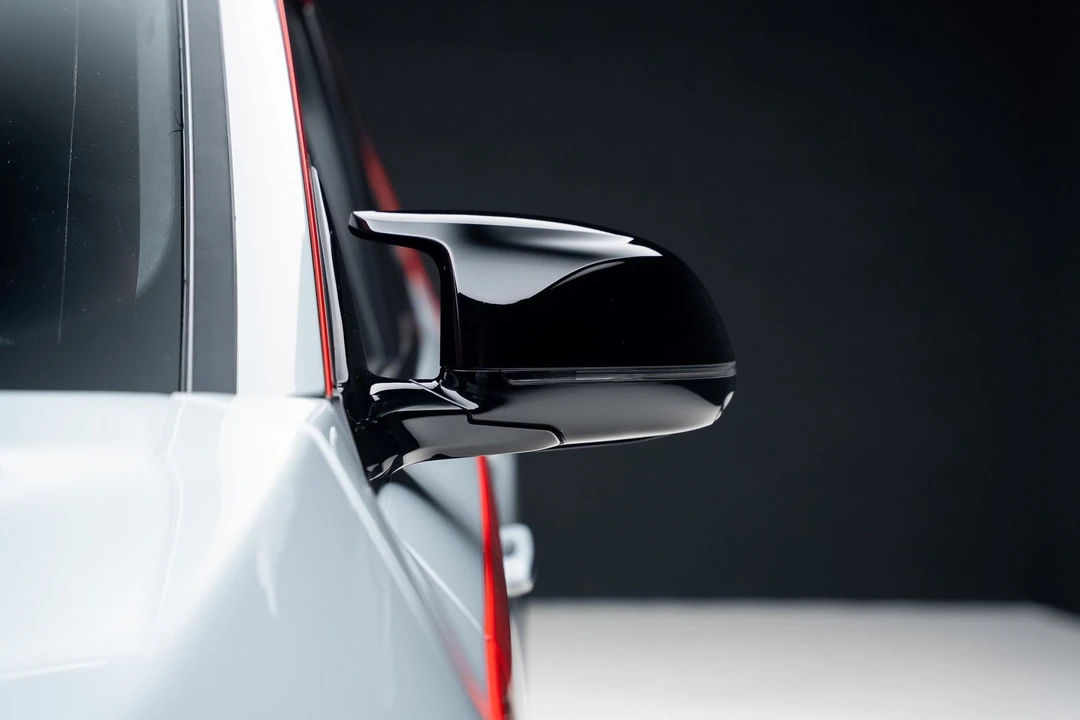 2024 BMW XM - Image 15 of 21