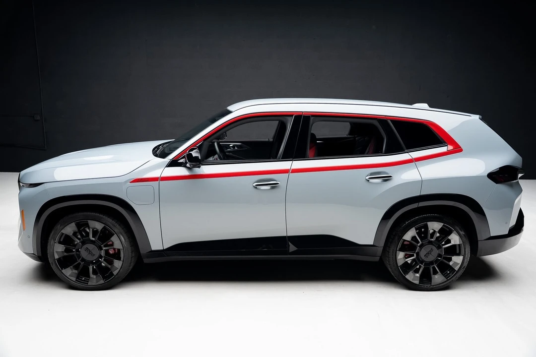 2024 BMW XM - Image 16 of 21