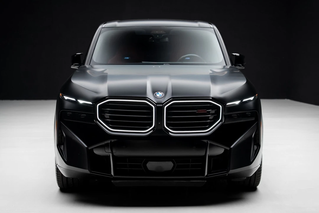 2024 BMW XM - Image 6 of 12