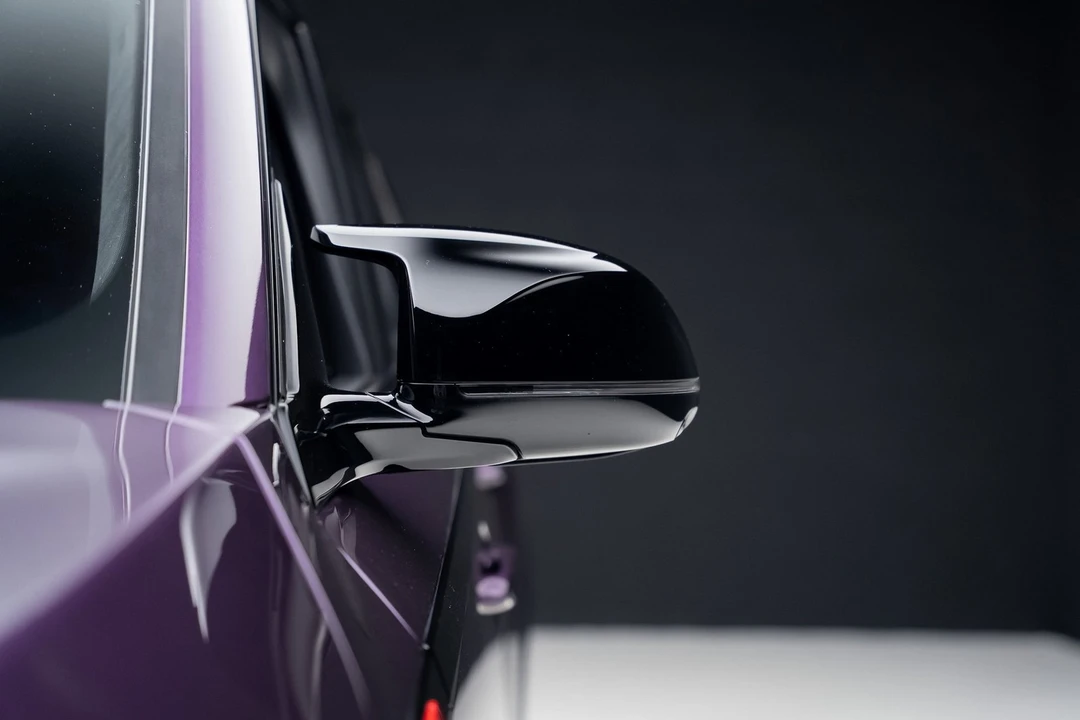 2024 BMW XM - Image 15 of 21