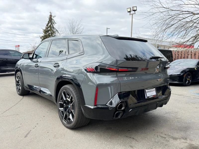 2024 BMW XM - Image 7 of 12