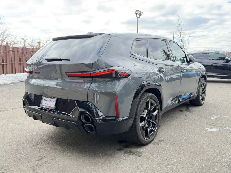 2024 BMW XM - Image 5 of 12