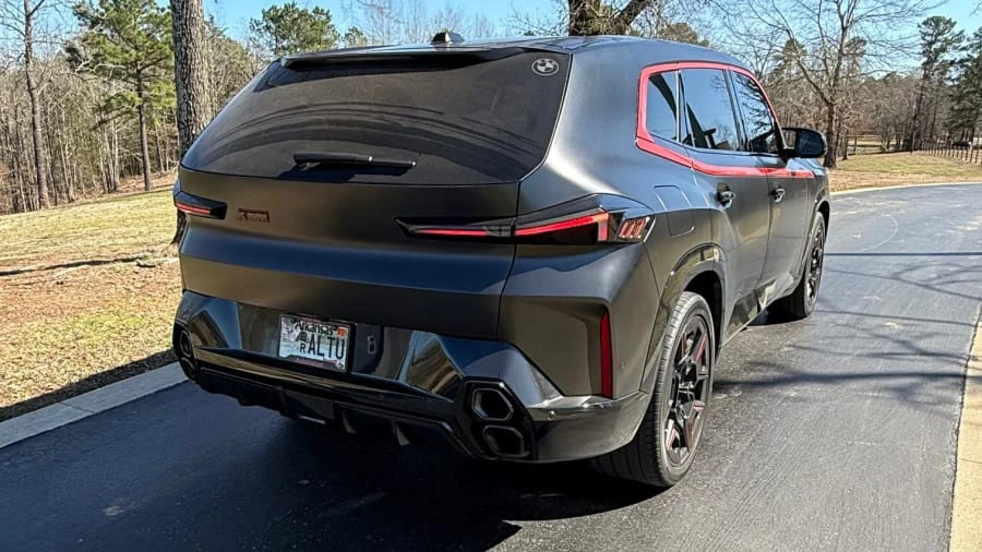 2024 BMW XM - Image 3 of 9