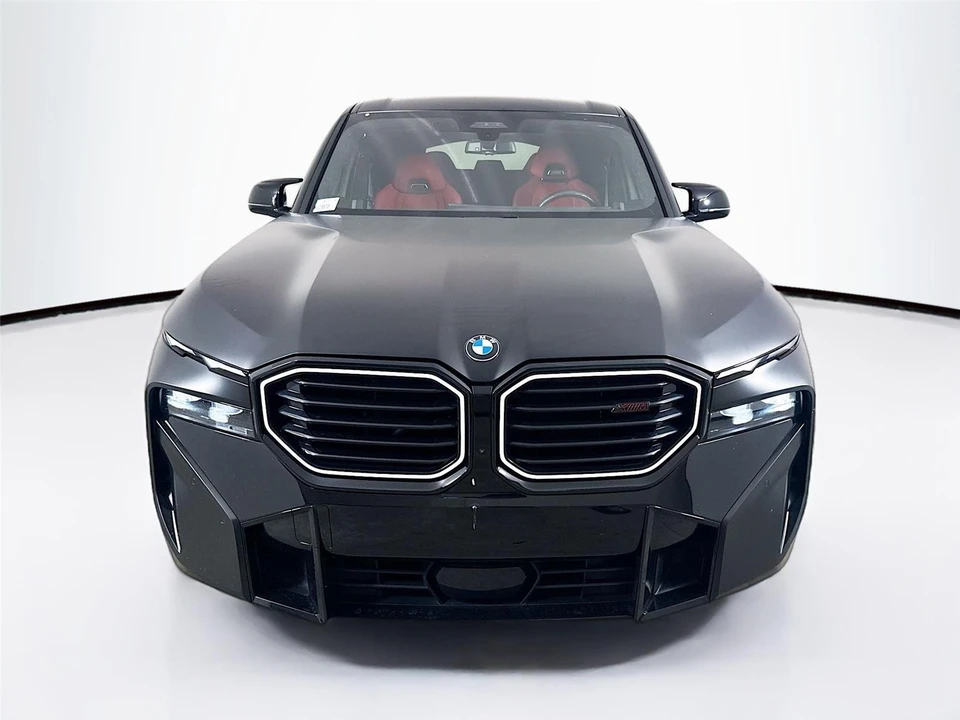 2024 BMW XM - Image 8 of 18