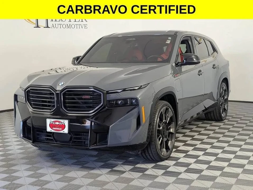 2024 BMW XM - Image 2 of 13