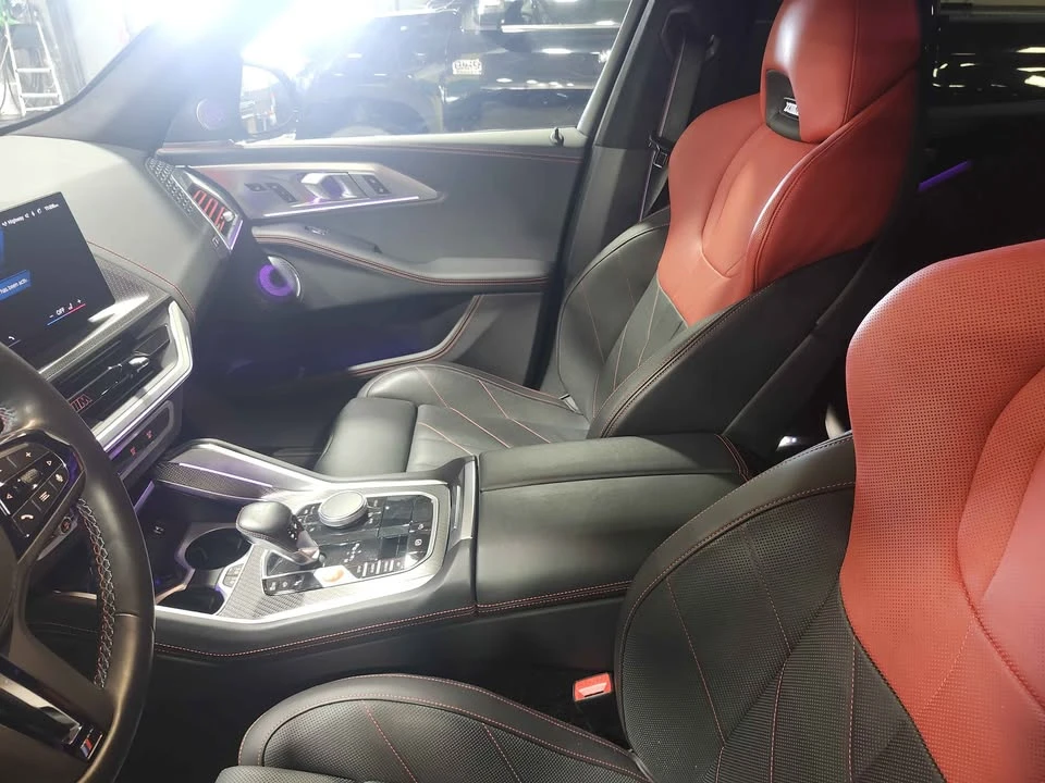 2024 BMW XM - Image 14 of 16