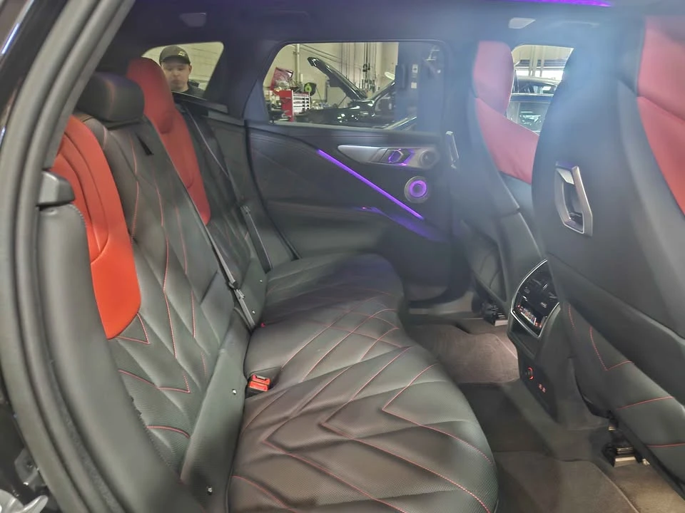 2024 BMW XM - Image 8 of 16