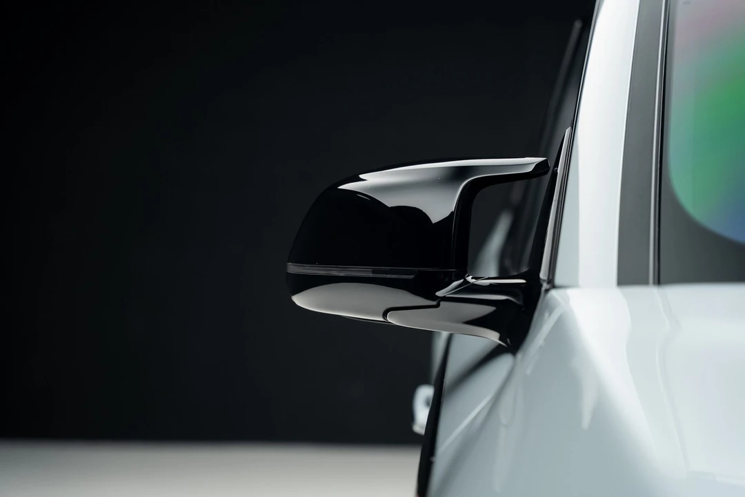 2024 BMW XM - Image 14 of 21