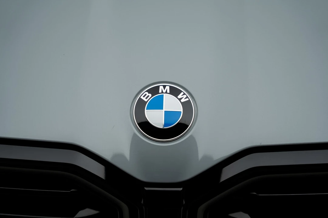 2024 BMW XM - Image 12 of 12