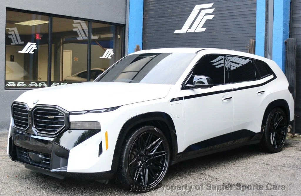 2024 BMW XM - Image 4 of 12