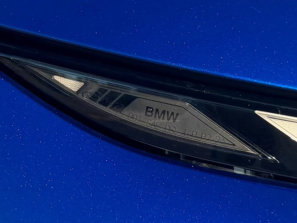 2024 BMW XM - Image 17 of 21