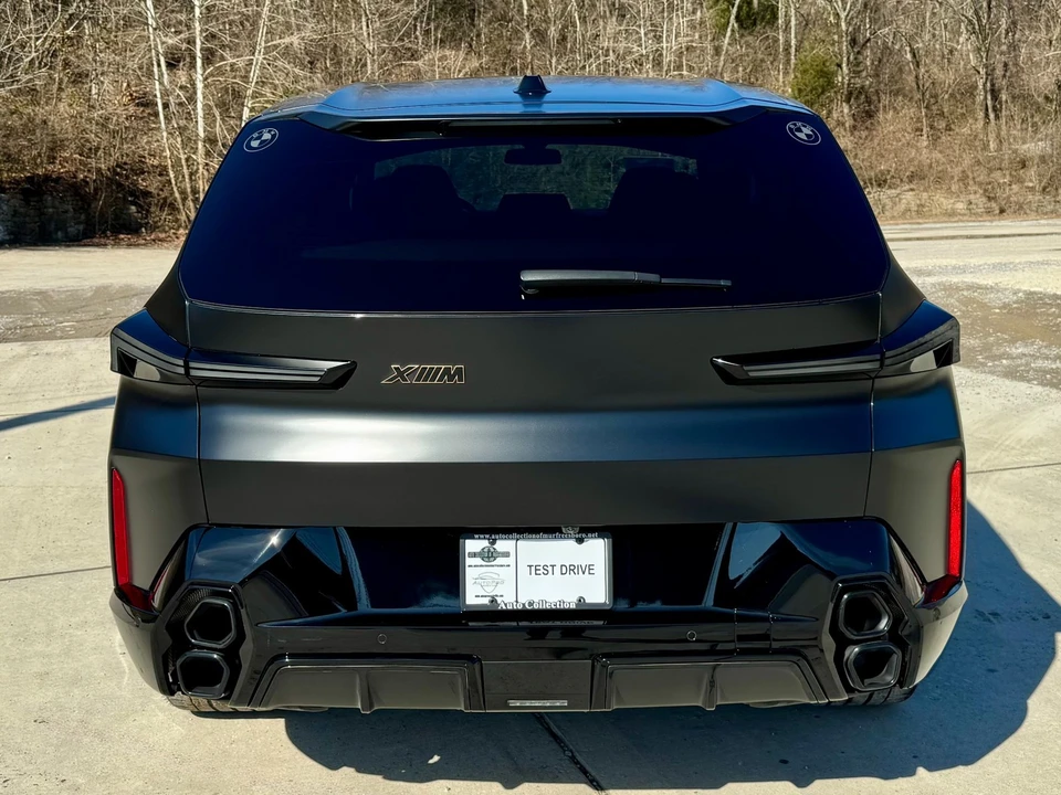 2024 BMW XM - Image 6 of 21