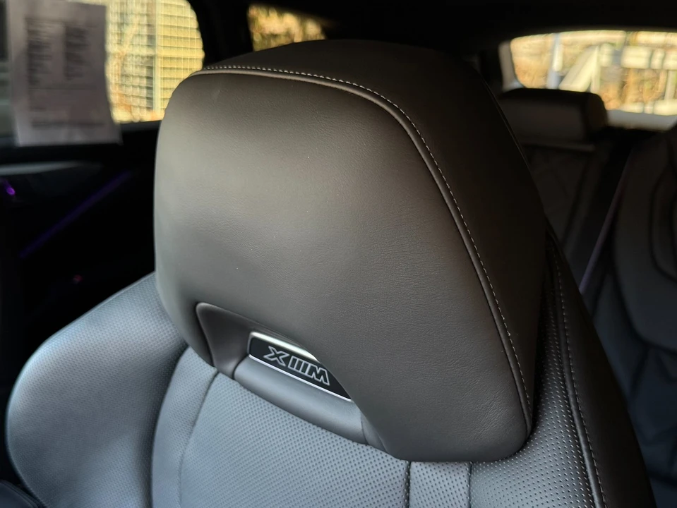 2024 BMW XM - Image 13 of 21