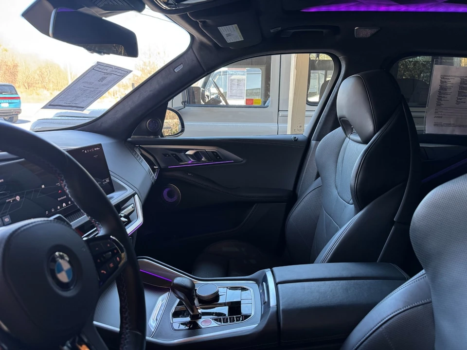 2024 BMW XM - Image 20 of 21