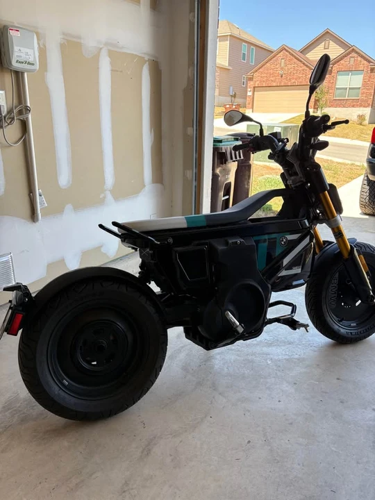 2024 BMW Motorcycles - Image 2 of 4