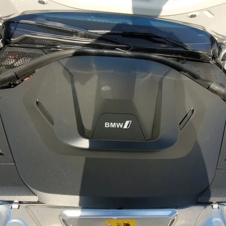 2024 BMW G26 i4 - Image 9 of 10