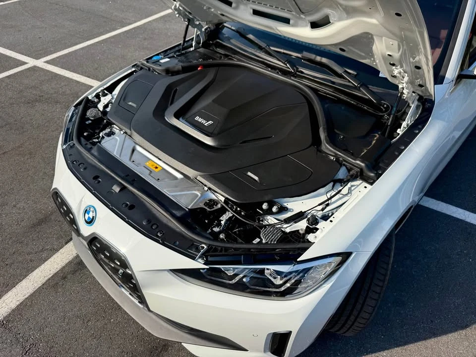 2024 BMW G26 i4 - Image 14 of 14