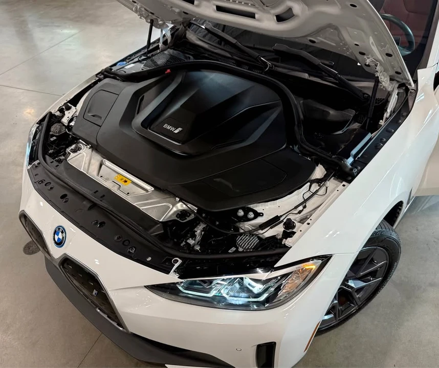 2024 BMW G26 i4 - Image 14 of 14