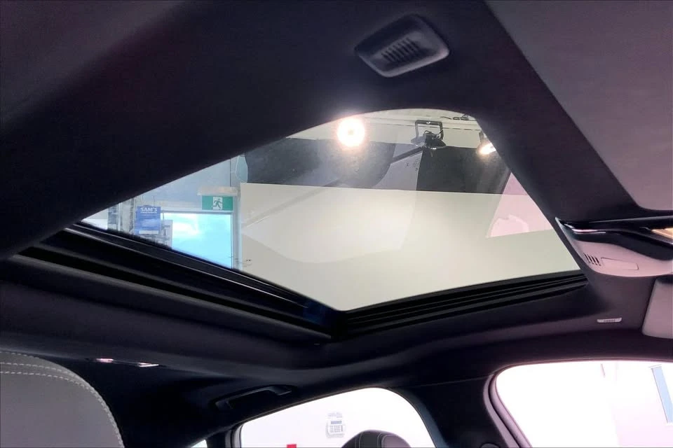 2024 BMW G26 i4 - Image 9 of 20