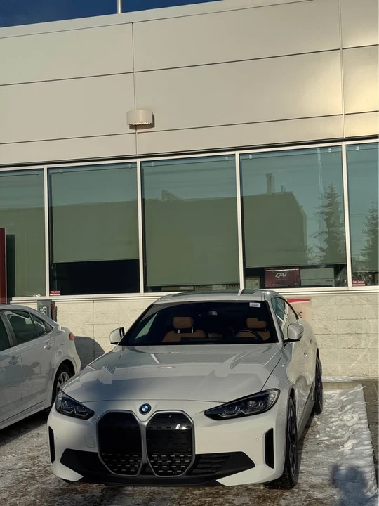 2024 BMW G26 i4 - Image 3 of 5