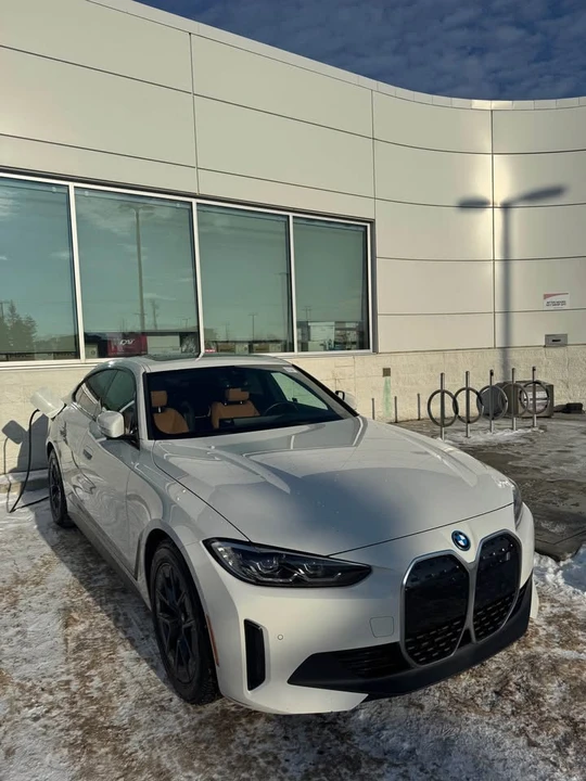 2024 BMW G26 i4 - Image 2 of 5