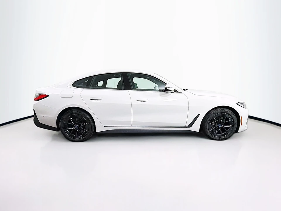 2024 BMW G26 i4 - Image 9 of 31
