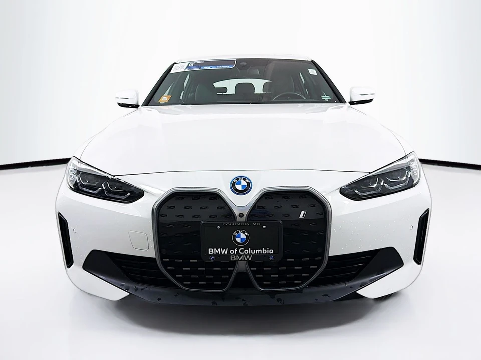2024 BMW G26 i4 - Image 2 of 31