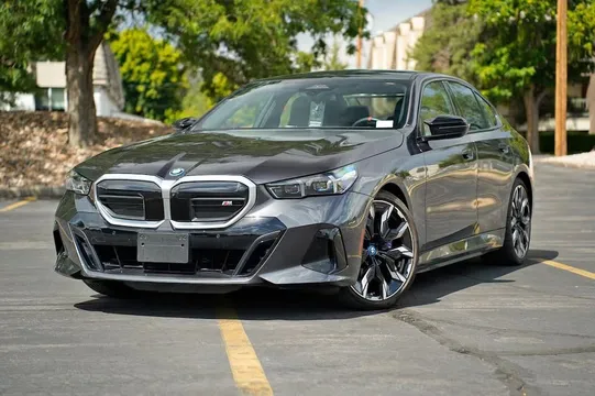 2024 BMW i5 M60