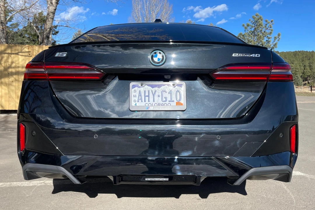 2024 BMW G60 i5 M60 Sedan - Image 5 of 31