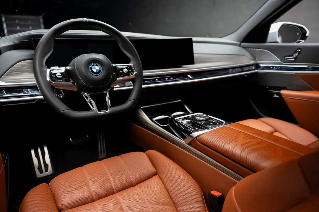 2024 BMW G70 7 Series - Image 2 of 21