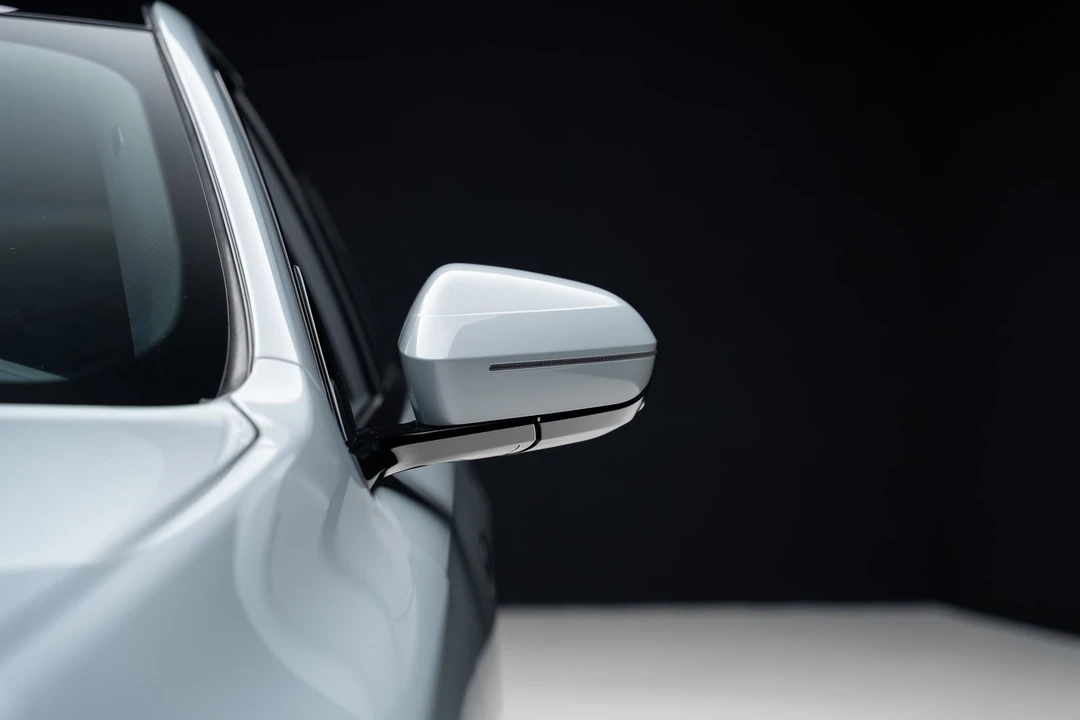 2024 BMW G70 7 Series - Image 15 of 21