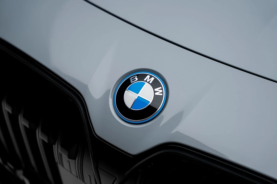 2024 BMW G70 7 Series - Image 13 of 21
