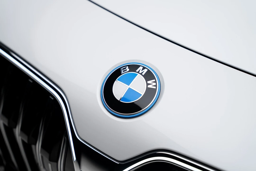 2024 BMW G70 7 Series - Image 13 of 21