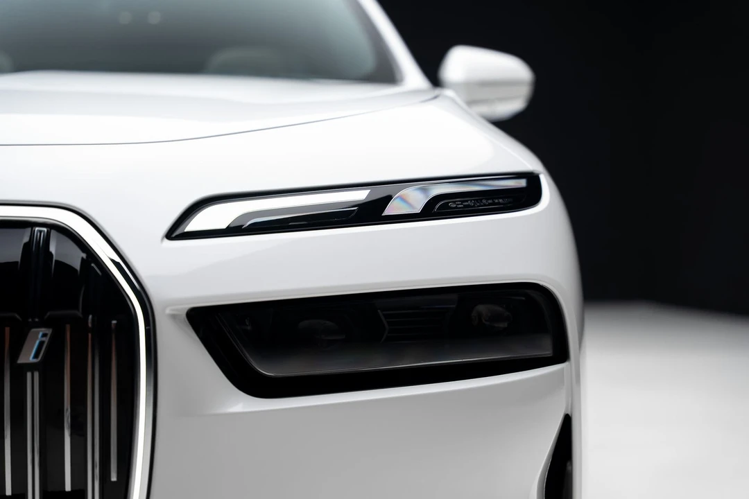 2024 BMW G70 7 Series - Image 10 of 21