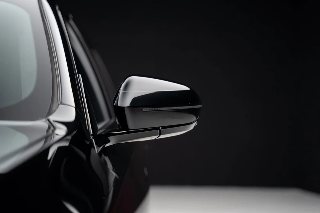 2024 BMW G70 7 Series - Image 14 of 21