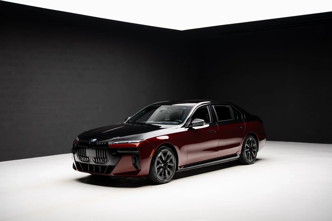 2024 BMW G70 7 Series - Image 4 of 12
