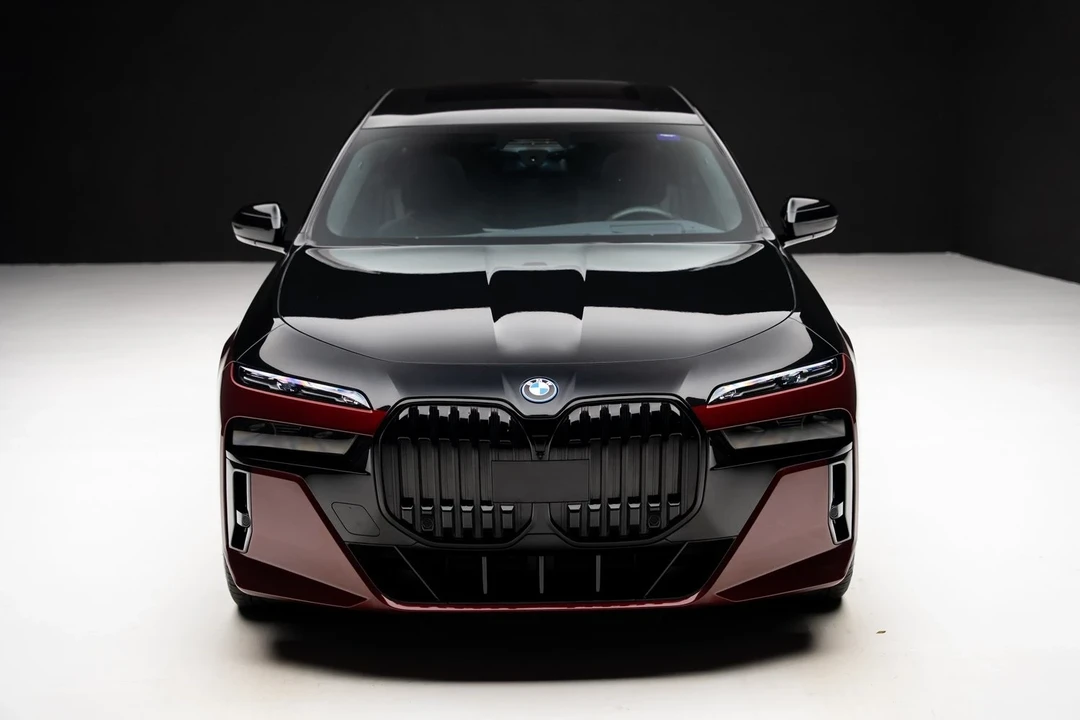 2024 BMW G70 7 Series - Image 5 of 12