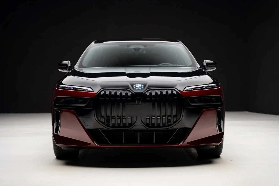 2024 BMW G70 7 Series - Image 7 of 12