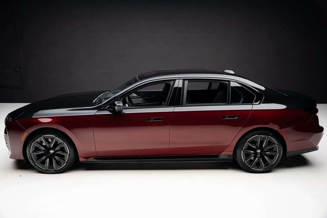 2024 BMW G70 7 Series - Image 15 of 21