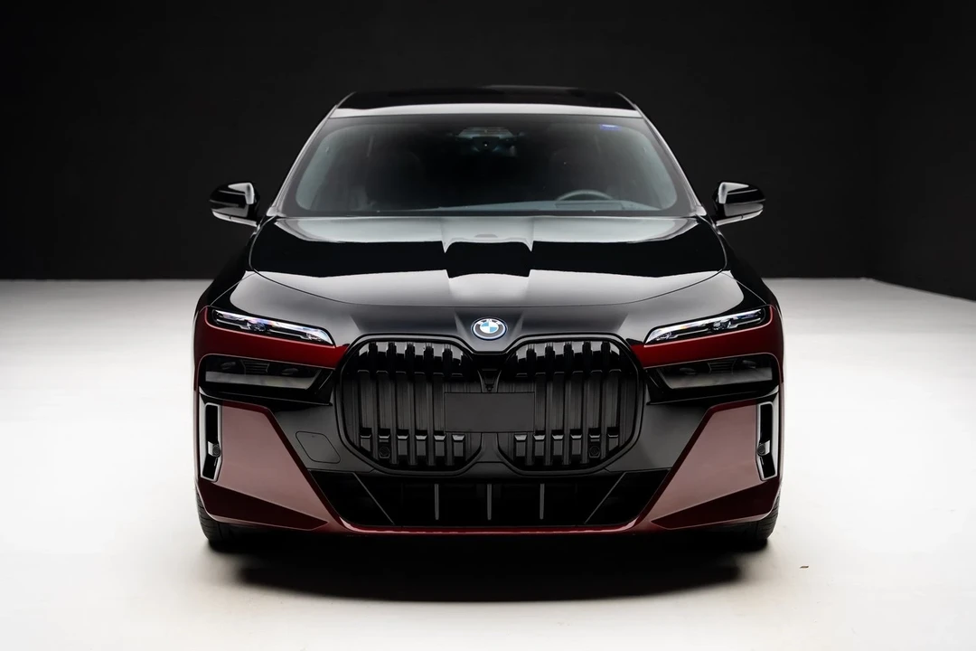 2024 BMW G70 7 Series - Image 6 of 12