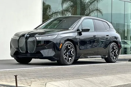 2024 BMW iX M60 AWD