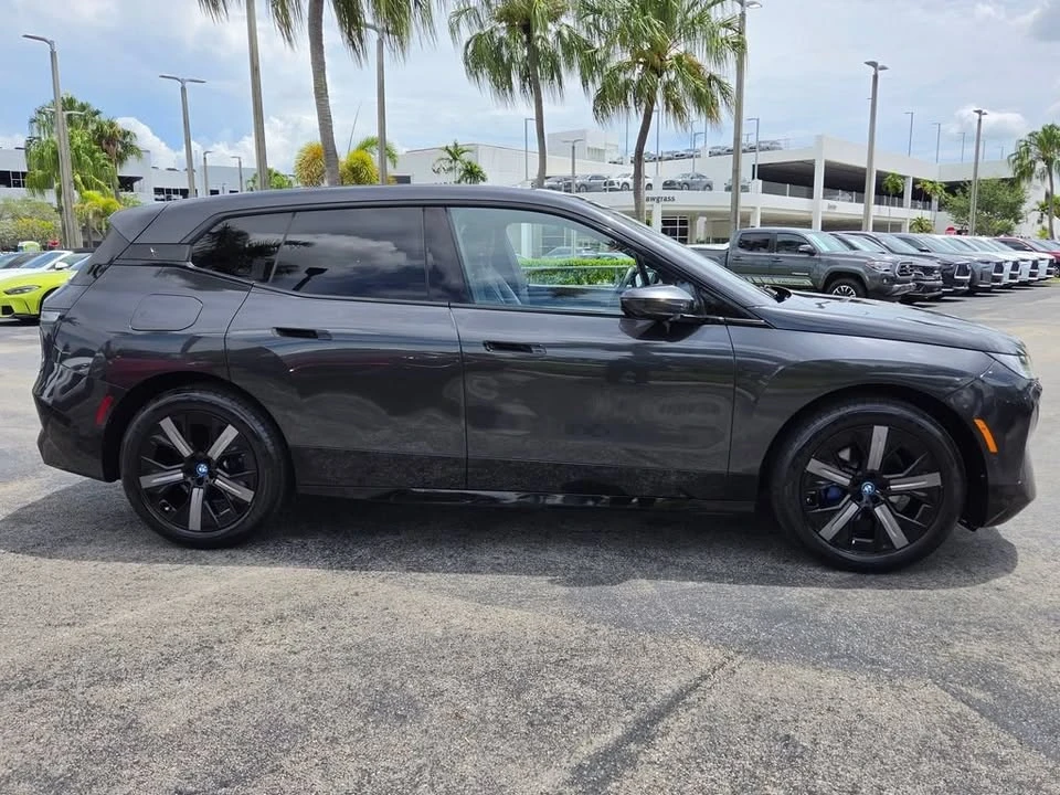 2024 BMW I20 iX - Image 5 of 16