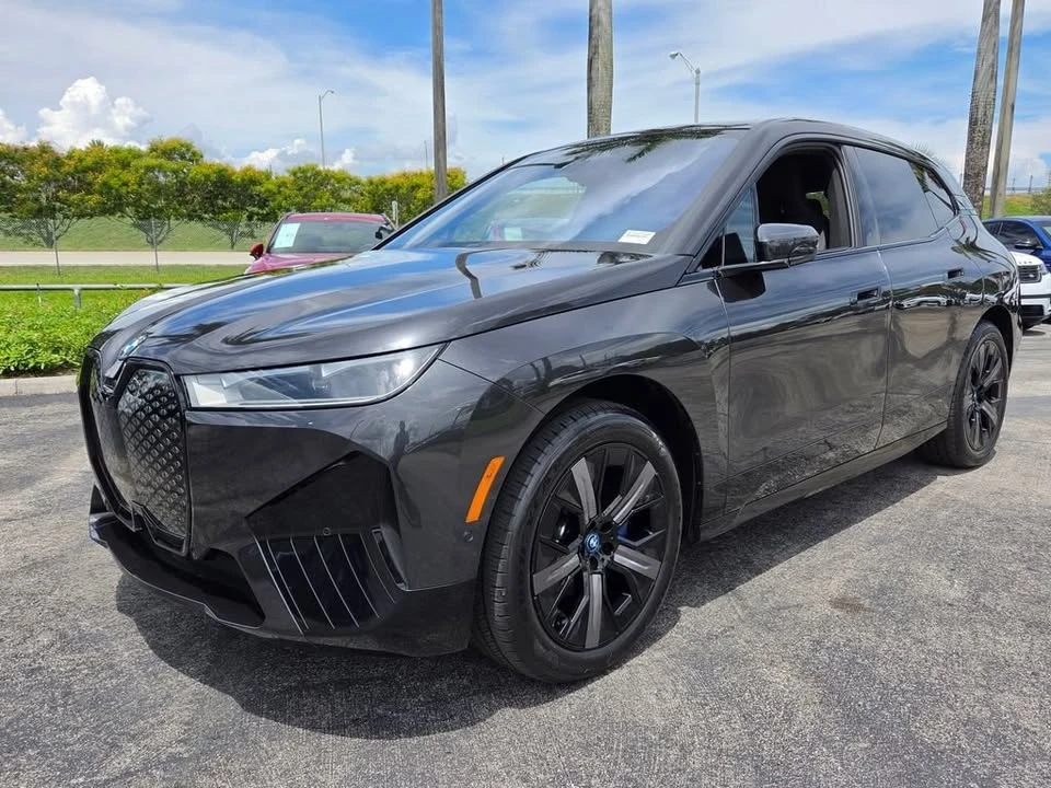 2024 BMW I20 iX - Image 3 of 16